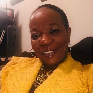 Meet your Posher, Christine